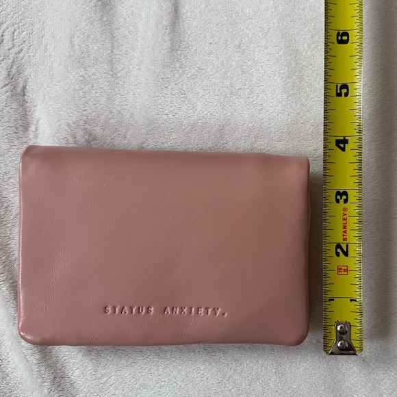 NEW Leather Wallet from Status Anxiety: Is Now Better - Dusty Pink - Picture 8 of 9